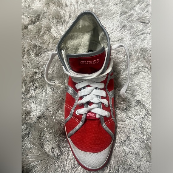 Vintage Guess hi tops - Picture 4 of 7